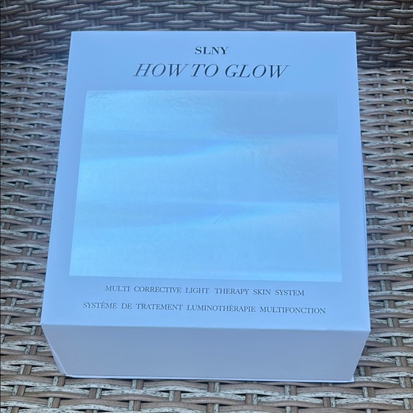 Solaris LED Mask - Picture 2 of 8